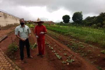 Toneladas de alimentos produzidos em unidades prisionais mineiras são doados em 2022