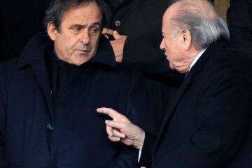 Blatter e Platini são absolvidos por tribunal suíço em caso de corrupção na Fifa