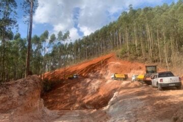 Prefeitura de São Gonçalo realiza obras para melhoria na infraestrutura do trânsito