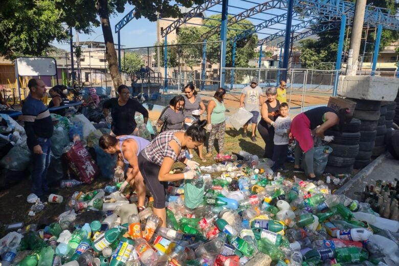 Coronel Fabriciano: gincana “Mexa-se contra o Mosquito” recolheu quase de 400 mil inservíveis