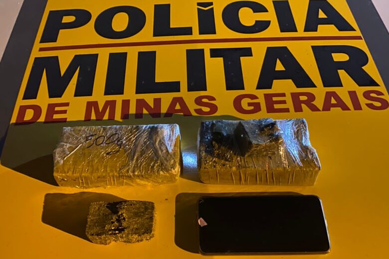 Polícia Rodoviária detém suspeito de tráfico com barras de maconha
