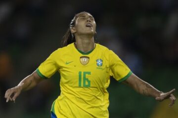 Seleção brasileira feminina adota “espírito de decisão” após goleada