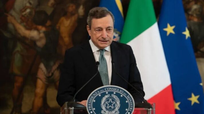 Draghi renuncia ao governo da Itália; presidente dissolve o Parlamento