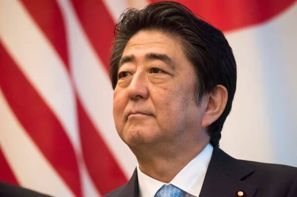 Ex-militar da Marinha japonesa é suspeito de matar Shinzo Abe