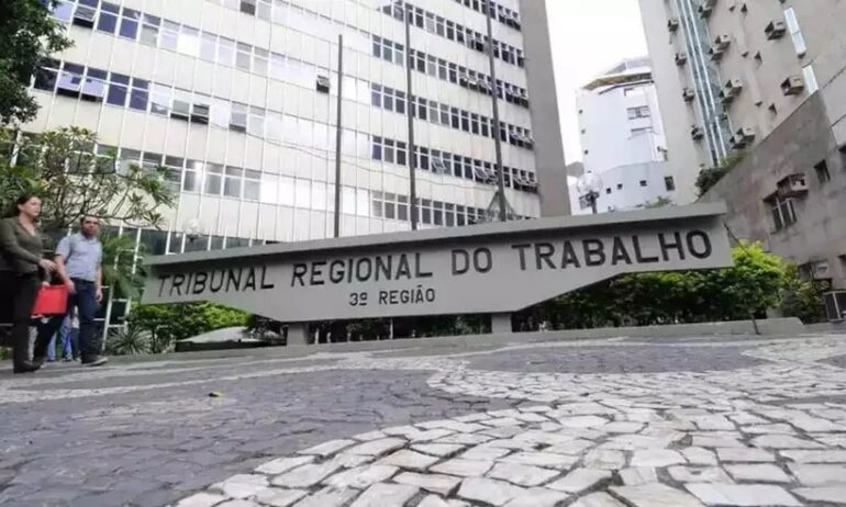 TRT-MG lança edital com 300 vagas em BH e interior do estado