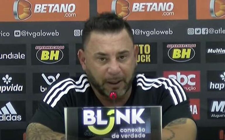 Antonio Mohamed não é mais o treinador do Atlético