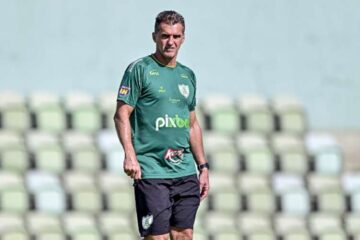 Mancini promove mudanças na escalação do América para enfrentar o Botafogo