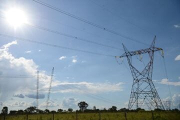 Conta de luz fica mais cara em setembro com bandeira vermelha 2