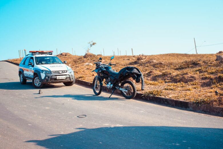 Colisão entre motos deixa dois feridos no Vale do Sol