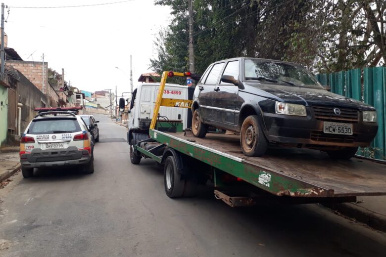 Denúncia ajuda polícia encontrar veículo furtado em Itabira