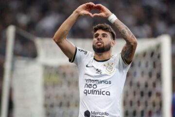 Yuri Alberto comemora hat-trick e agradece presidente do Corinthians