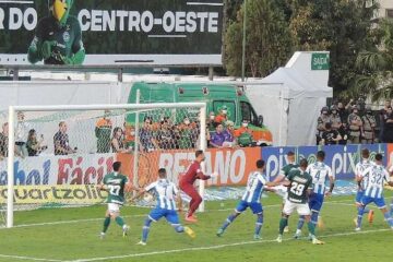 Goiás faz golaço e busca empate com Avaí em casa pelo Brasileirão