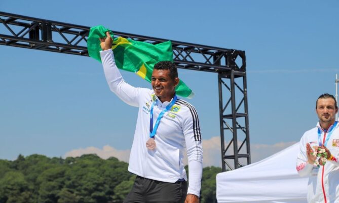 Brasil fatura 2º ouro com Isaquias e mais 2 bronzes no Pan de Canoagem