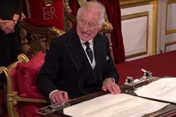 Mau humor do Rei Charles III viraliza na web; veja o vídeo