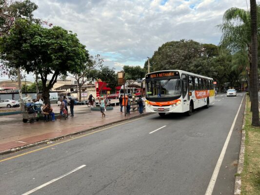 ônibus Ipatinga