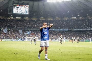 Dia da glória! Cruzeiro derrota o Vasco e retorna à Série A do Brasileiro