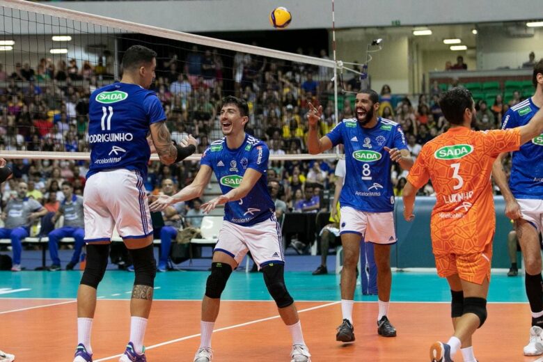 Cruzeiro bate Minas e conquista pentacampeonato da Supercopa de vôlei masculino