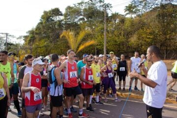 Sindicato Metabase comemora Dia da Independência com corrida rústica