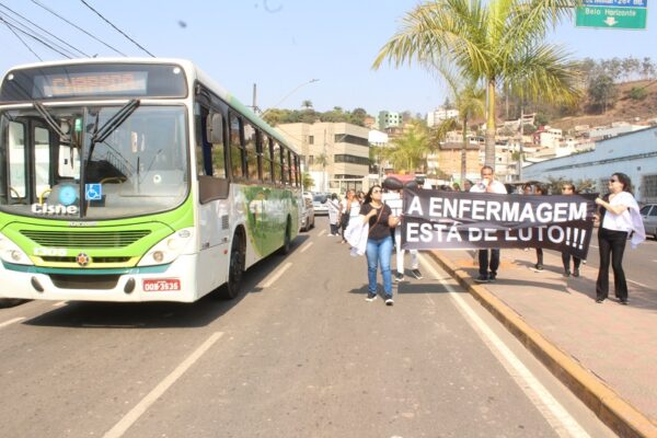 Itabira: profissionais da enfermagem voltam a protestar pelo piso salarial nacional