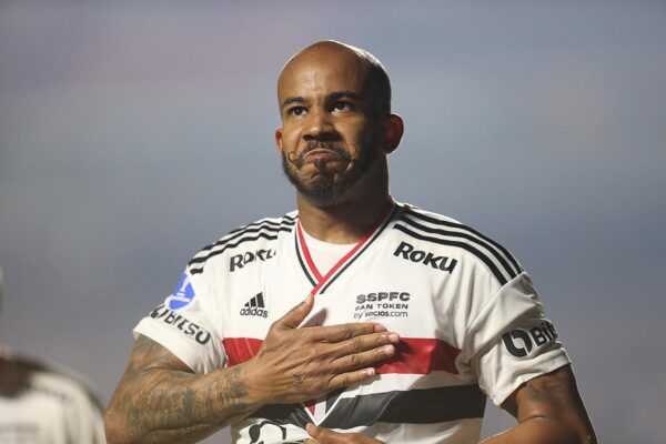 São Paulo e Avaí medem forças no estádio do Morumbi; saiba onde assistir