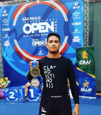 John Maycon fatura prata e bronze no Open São Paulo de jiu-jítsu