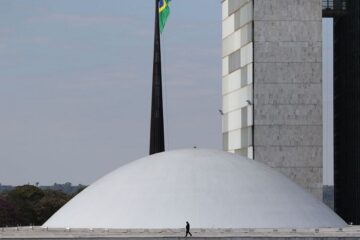 Veja os novos 27 senadores que vão compor o Senado Federal