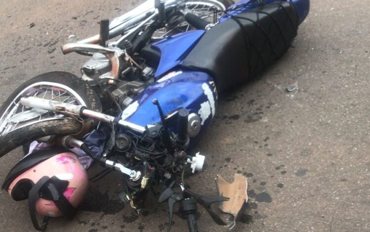 Morre motociclista vítima de acidente na Avenida das Rosas