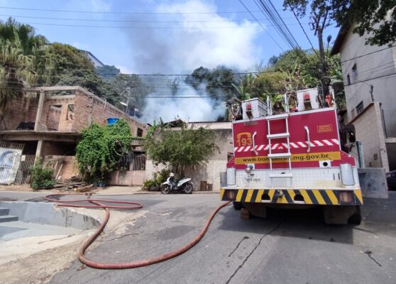 Itabira: curto circuito causa incêndio em residência