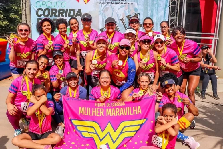 Mulher Maravilha: conheça as mulheres que usam a corrida como meio de união e superação!