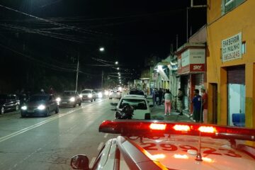 Homem é baleado dentro de comércio na Avenida Rio Doce