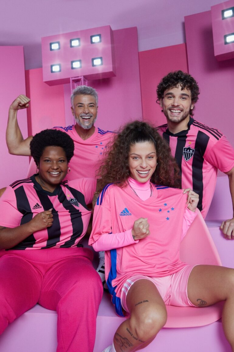 Isso é futebol! Atlético e Cruzeiro se juntam em ação do Outubro Rosa