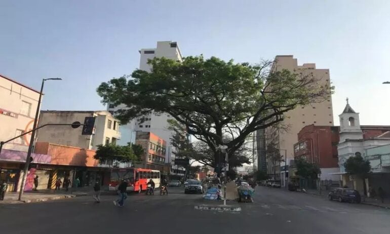 Mais seco que a resposta dela, só o tempo em BH! Capital mineira tem alerta de baixa umidade