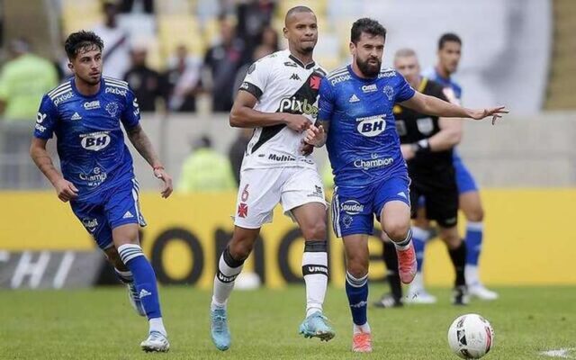 Cruzeiro recebe Vasco tentando garantir o acesso à Série A