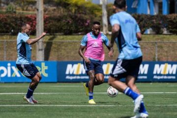 Depois de folga, Cruzeiro inicia preparação para o jogo contra o CRB