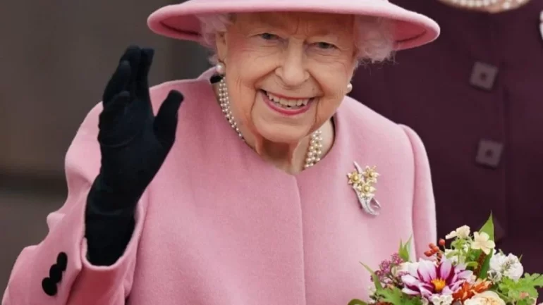 Relembre a trajetória da rainha Elizabeth II