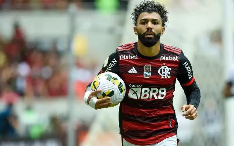 Gabigol se torna o jogador mais jovem a atingir 100 gols no Brasileirão