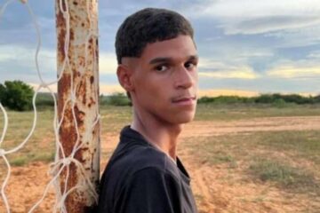 Luva de Pedreiro deixa escapar que estará na premiação da Bola de Ouro