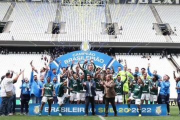 Atletas do Palmeiras zoam Corinthians: ‘Apanha na base e no profissional’