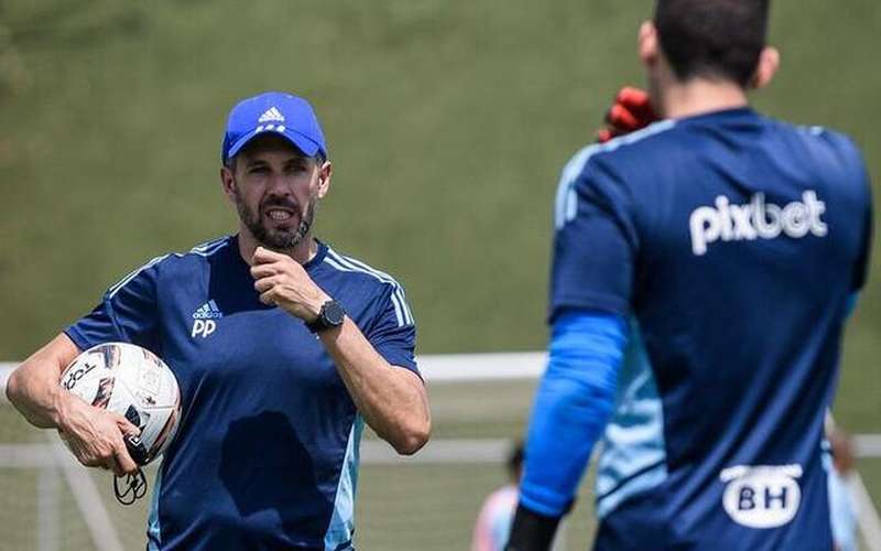 Pezzolano escala Cruzeiro com quatro mudanças para encarar a Ponte Preta