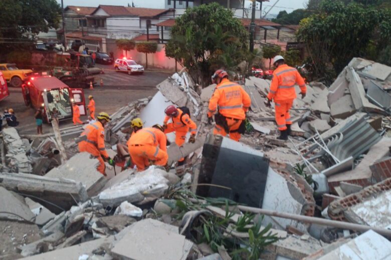 Uma pessoa morre e três ficam feridas após desabamento de prédio em Belo Horizonte