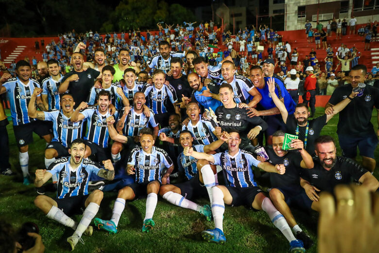 Pegou o elevador: Grêmio garante retorno à Série A do Campeonato Brasileiro