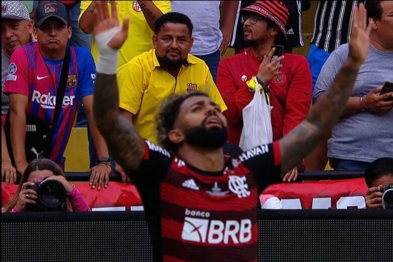 É campeão! Flamengo vence Athletico por 1 a 0 e é tri da Libertadores