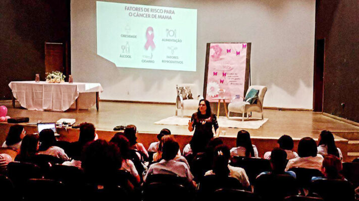 Servidoras do DAE participam de conscientização sobre o câncer de mama