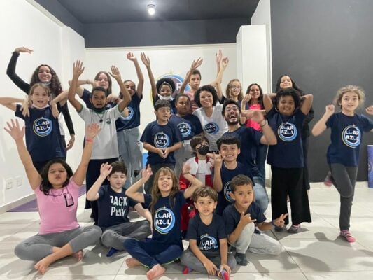 Teatro da FCCDA recebe neste domingo o espetáculo "Promete que Jura?", do Espaço LuarAzul