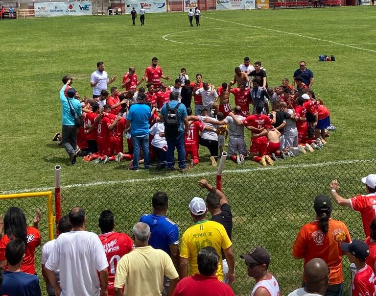 Diante da torcida, Valério garante vaga nas semifinais da Segunda Divisão do Campeonato Mineiro