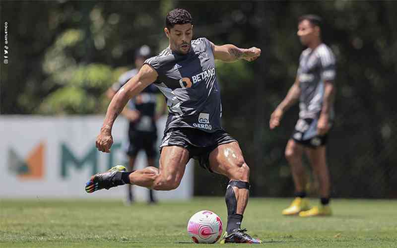 Hulk inicia transição e pode ser novidade no Atlético contra o Flamengo
