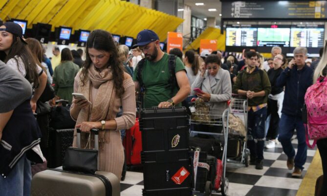 Procon pede informações a aéreas sobre providências em Congonhas