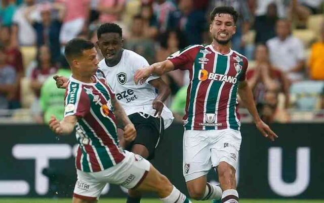 Fluminense sai perdendo por 2 a 0, mas busca empate com Botafogo no Maracanã