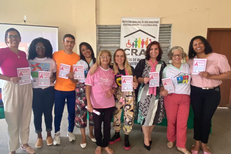 Outubro Rosa: Cras Novo Cruzeiro realiza palestra sobre prevenção ao câncer de mama