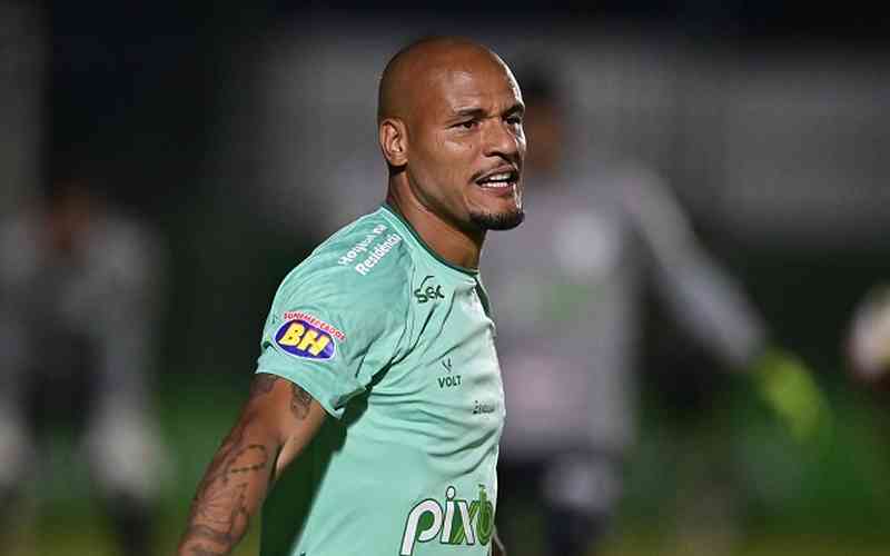 América x São Paulo: Patric é liberado para viagem, mas não será desfalque